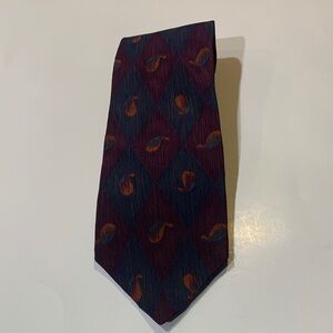 Bill Blass Burgundy and Navy Silk Tie with Paisley Accents
